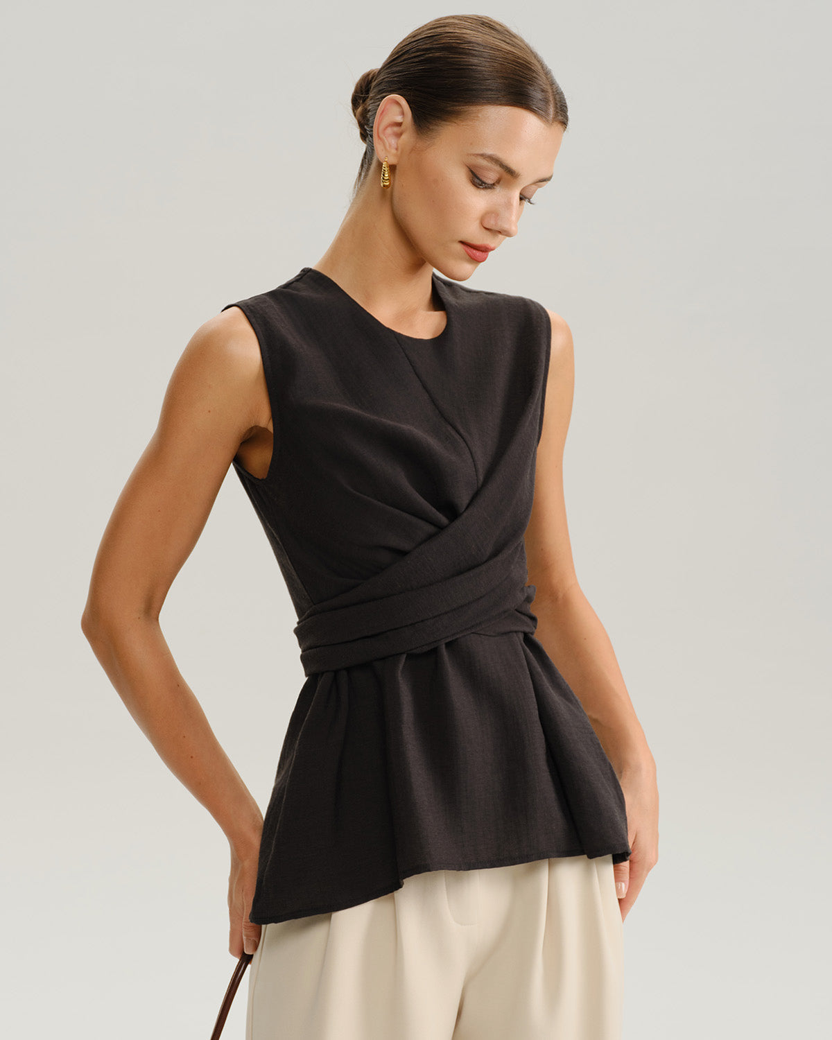 Siyah Yuvarlak Yakalı Sarma Tank Top