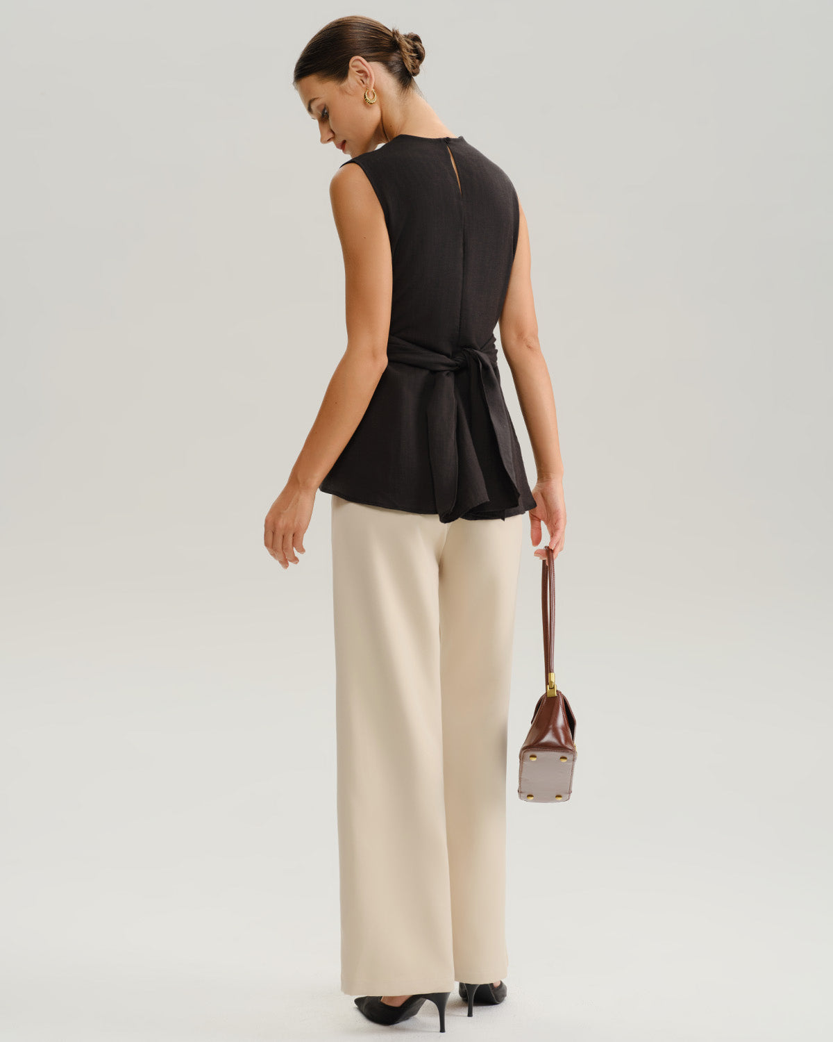 Siyah Yuvarlak Yakalı Sarma Tank Top