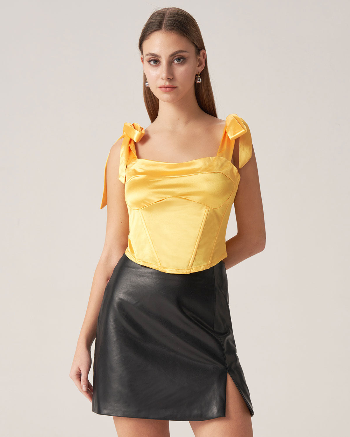 Bettydress-Sarı Saten Bağcıklı Askılı Atlet